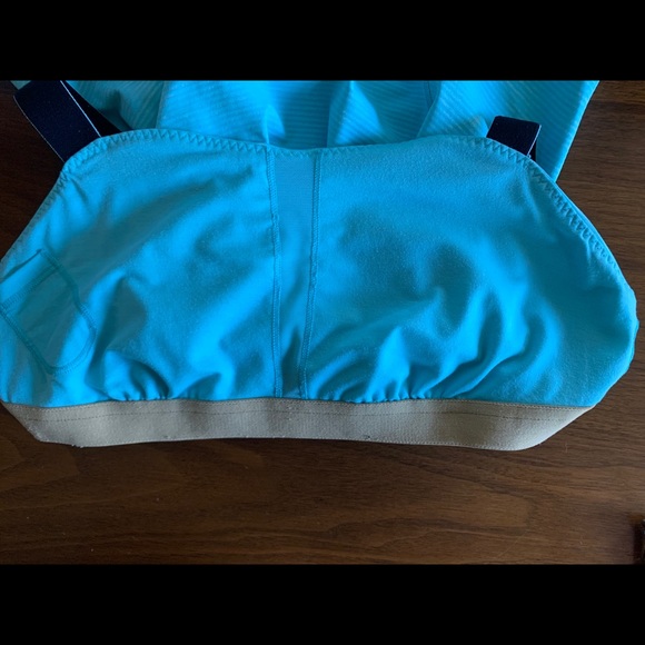 Lululemon tank top - Picture 4 of 5